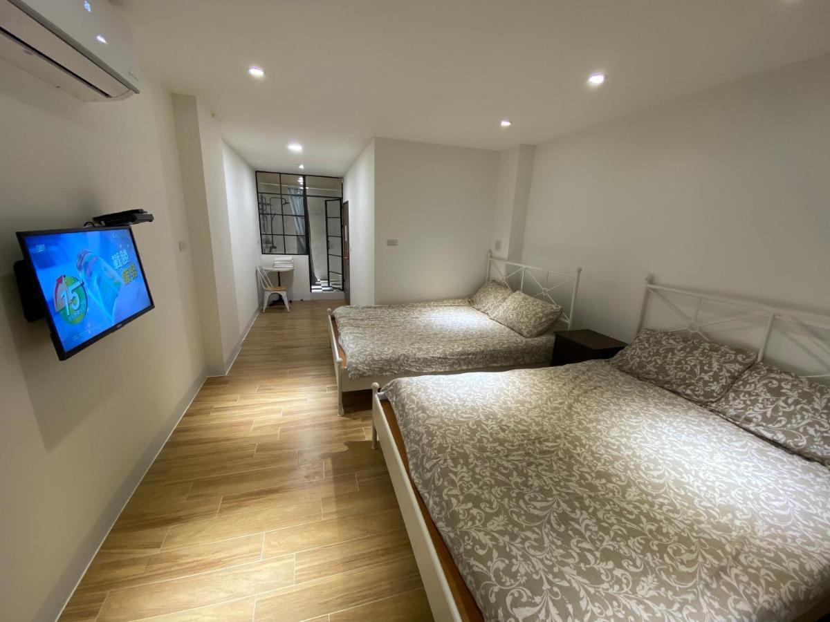 好室連連house Lien Lien Appartamento Tainan Esterno foto