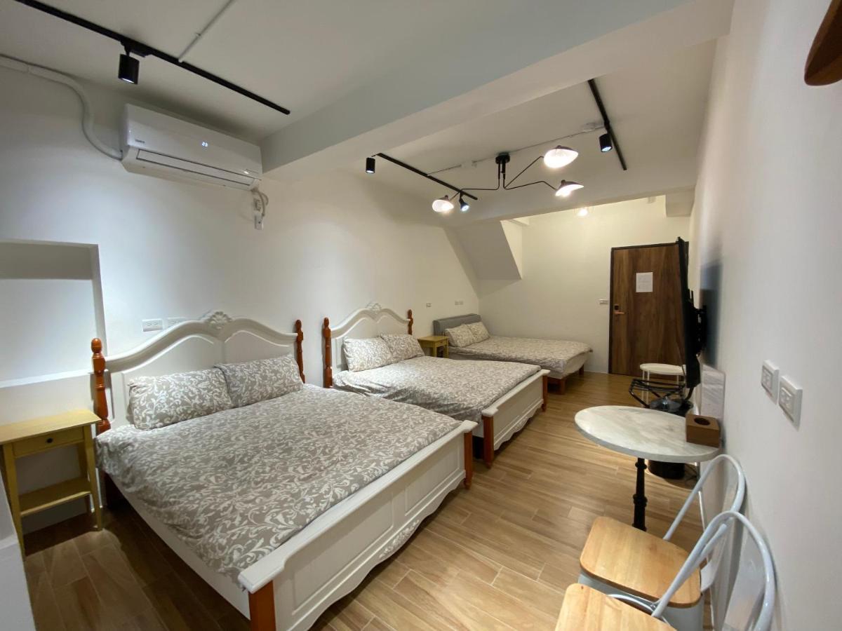 好室連連house Lien Lien Appartamento Tainan Esterno foto